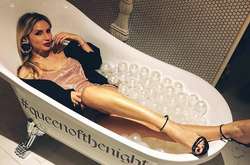 Світлана Лобода у ванні