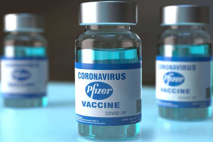 Офіційно: США схвалили застосування вакцини від коронавірусу BioNTech і Pfizer