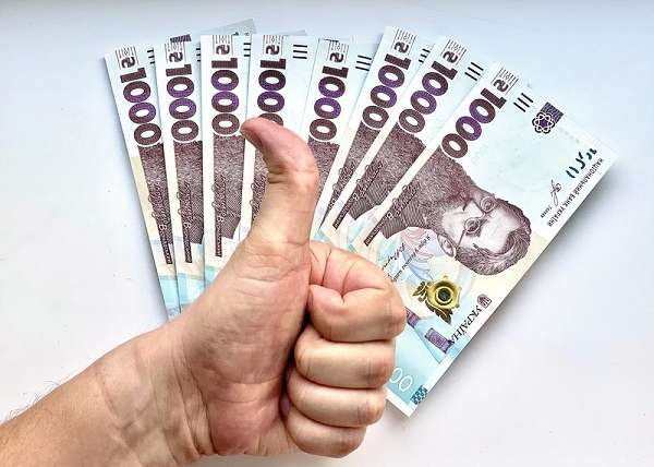 Подати заявку на «карантинні» 8 тисяч гривень можна до Нового року