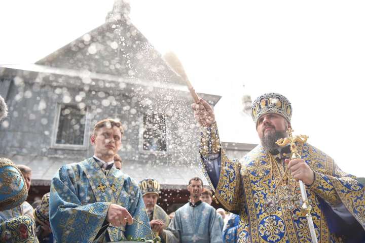 Ще дві православні церкви можуть незабаром визнати ПЦУ – Порошенко