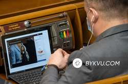 Олег Семінський знову попався на непарламентських справах