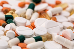 Українці отримають обіцяні безкоштовні ліки лише навесні 2021 року, – очільник «Медичних закупівель»