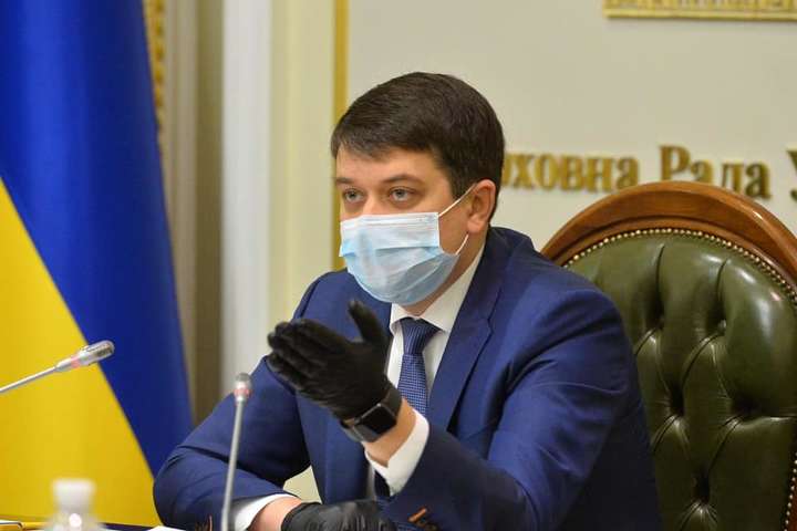 Разумков заявив, що йому не треба вакцинуватися від Covid-19 