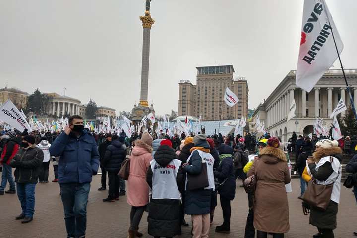 У середу, 16 грудня, учасники акції SaveФОП продовжують мітингувати на Майдані Незалежності в Києві - Протести підприємців: що відбувається в центрі Києва і які вимоги ФОПів