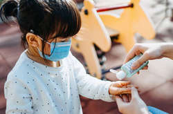 96% хворих на коронавірус дітей матимуть легку форму захворювання