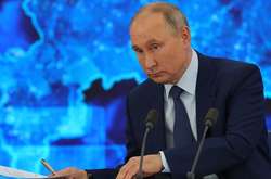 Володимир Путін: У порівнянні з вами - так, так і є, ми білі і пухнасті