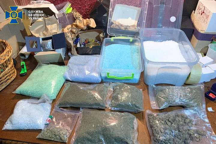 СБУ викрила в Києві потужне наркоугруповання з «товаром» на 10 млн грн (фото)