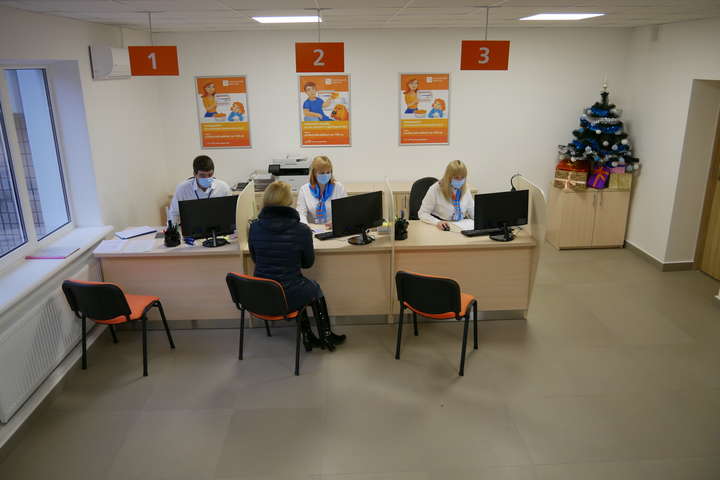 У Тисмениці відкрили новий центр обслуговування споживачів газу – «104.ua Клієнтський простір»