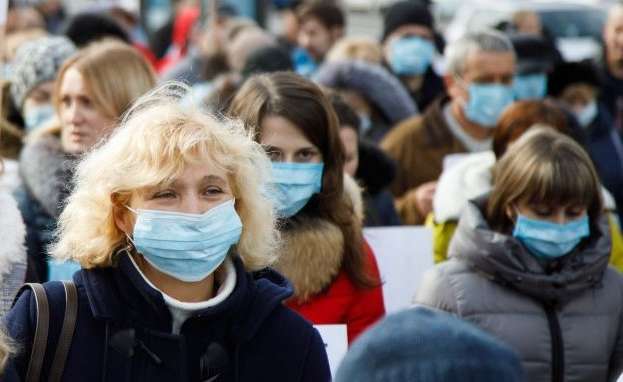 Україна до кінця року матиме мільйон хворих на коронавірус – Шмигаль