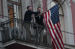 США хочуть закрити два останніх консульства в Росії