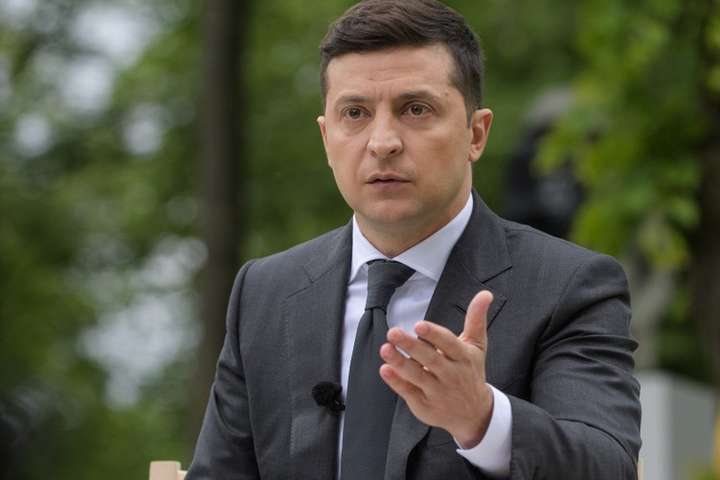 Зеленський вважає, що Байден допоможе врегулювати війну на Донбасі