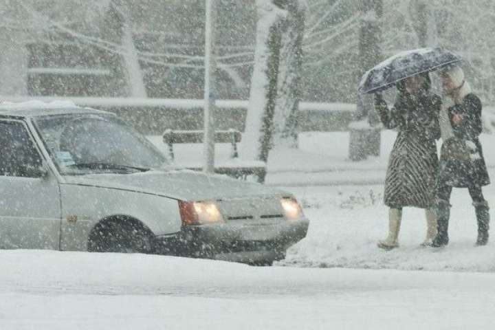 Сніг та похолодання: прогноз погоди в Україні на понеділок, 21 грудня