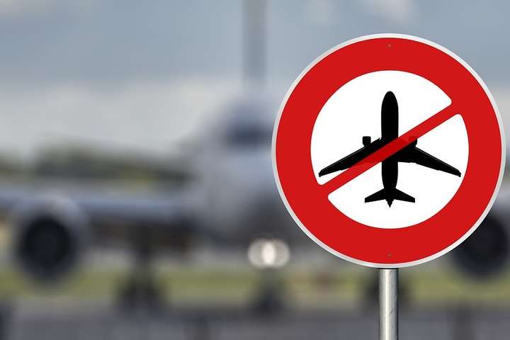 Уряд найближчим часом розгляне питання закриття авіасполучення з Великою Британією