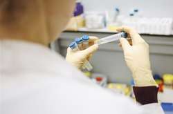 МОЗ відповів, чи можуть в Україні діагностувати нові штами коронавірусу