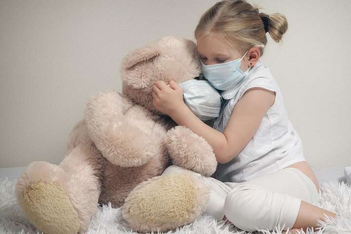Вчені: новий штам коронавірусу може бути небезпечний для дітей