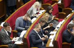 В КИУ посчитали сколько депутатов в декабре не явились на работу вообще