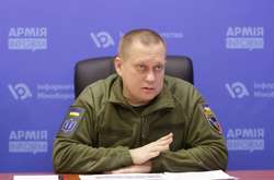  Начальник відділу комплектування рядовим, сержантським складом і призову управління персоналу штабу Командування Сухопутних військ ЗСУ полковник Микола Качаненко  