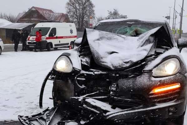 Під колесами Porsche на Київщині загинули двоє пенсіонерів