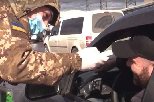 В українській армії за добу коронавірус виявили ще у майже 200 військовослужбовців