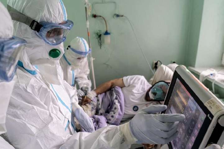 Оперативні дані. В Україні виявили понад 11 тис. нових хворих на коронавірус