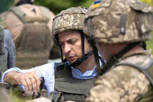 Зеленський озвучив план дій у випадку нападу Росії на Україну