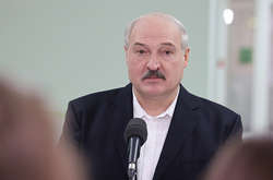 Олександр Лукашенко розповів журналістам про нове затримання 
