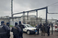 Поліція повідомила про рейдерську атаку на нафтобазу в Миколаєві