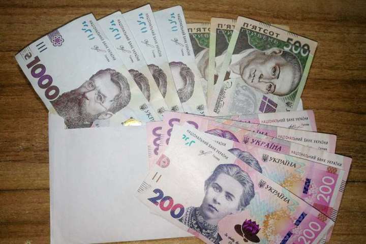 Пенсійний фонд перерахував «карантинні» 8 тисяч гривень 350 тисячам осіб