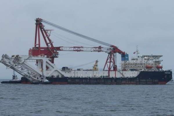 Російське судно для добудови «Північного потоку-2» повернулося в порт стоянки