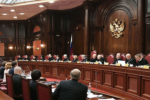 Конституційний суд дозволив Росії не платити $57 мільярдів колишнім акціонерам ЮКОСа