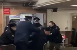 Чоловік намагався зламати банкомат