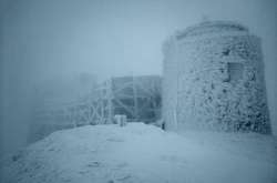 На горі Піп Іван намерзає крига 