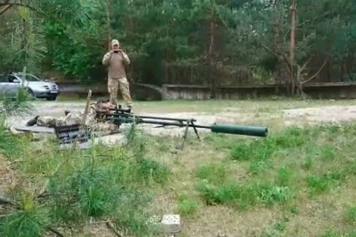Українські винахідники показали нову піхотну гвинтівку «Нічний хижак»