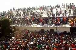 У Нігерії громадянам доводиться захоплювати магазини, в яких є хоч якась їжа