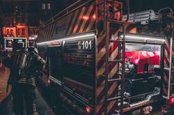 На місці пожежі було задіяно 4 одиниці пожежно-рятувальної техніки та 15 вогнеборців