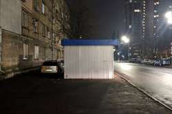 МАФи ростуть, як гриби: у Києві за ніч з’являються нові кіоски (фото)