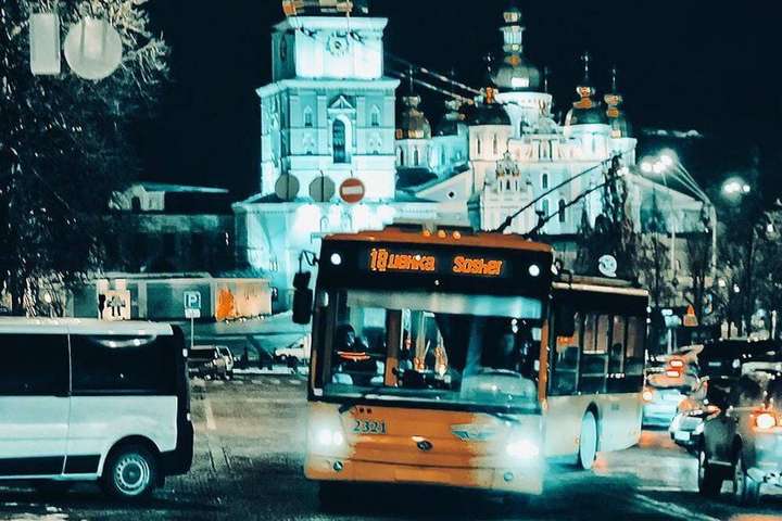 Як працюватиме транспорт Києва в новорічну ніч: розклад