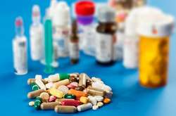 У ВООЗ розповіли, чи варто вживати вітаміни D, C та цинк для профілактики коронавірусу