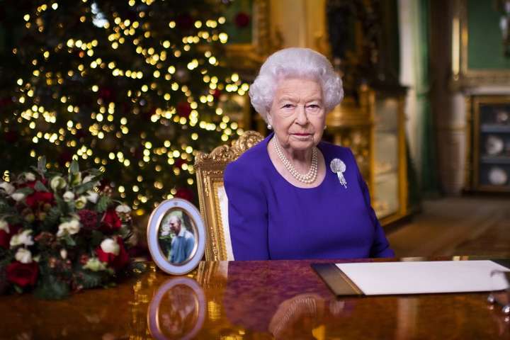 Британська королева підписала закон про угоду з ЄС