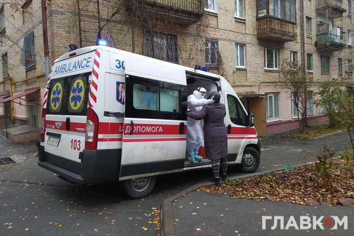 Коронавірус в Україні: за добу виявлено майже 10 тис. нових хворих
