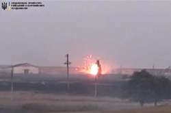 Вибухи на артскладі під Маріуполем: правоохоронці знайшли винного