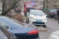 У будинку в Києві жінка виявила гранати: мешканців евакуювали (фото)