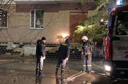 У Миколаєві феєрверк залетів на балкон, загорілось дві квартири.