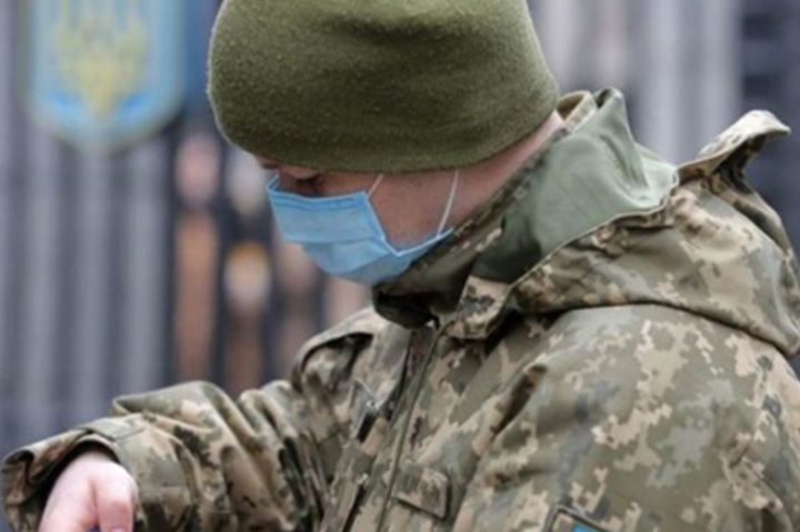 В українській армії коронавірус за добу виявили у понад 160 військовослужбовців