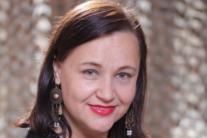 В Україні від Covid-19 померла оперна співачка й волонтерка Олександра Тарасова