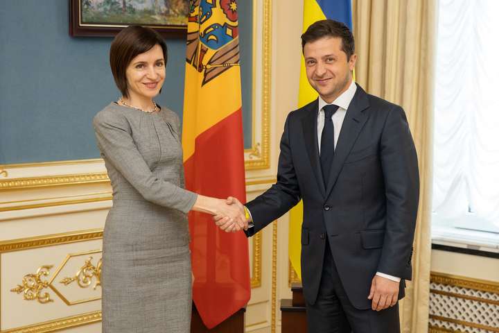 Офіс президента назвав дату візиту президентки Молдови до України