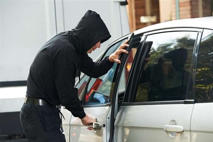 Експерти назвали топ-8 помилок, які роблять авто легкою мішенню для крадіїв