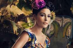  Итальянская актриса Моника Беллуччи в первый день 2021 года удивила поклонников 
  