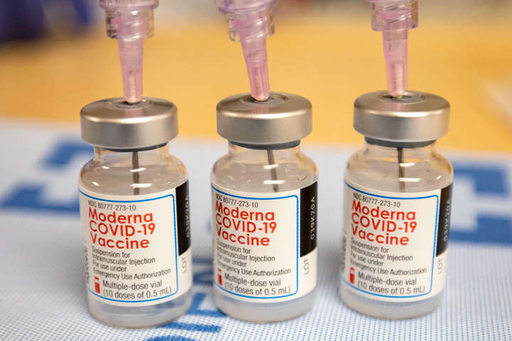 Ізраїль схвалив чергову вакцину від коронавірусу