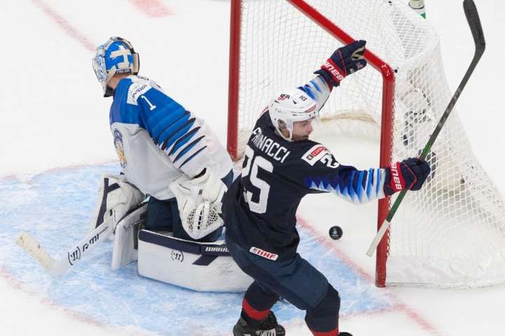 Збірна США переграла Фінляндію у півфіналі молодіжного чемпіонату світу з хокею (відео)